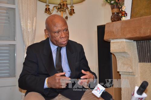 ວາລະສານທີ່ມີຊື່ສຽງຂອງຝລັ່ງຍ້ອງຍໍຜົນງານໃນໄລຍະ 30 ປີແຫ່ງການປ່ຽນໃໝ່ຂອງຫວຽດນາມ